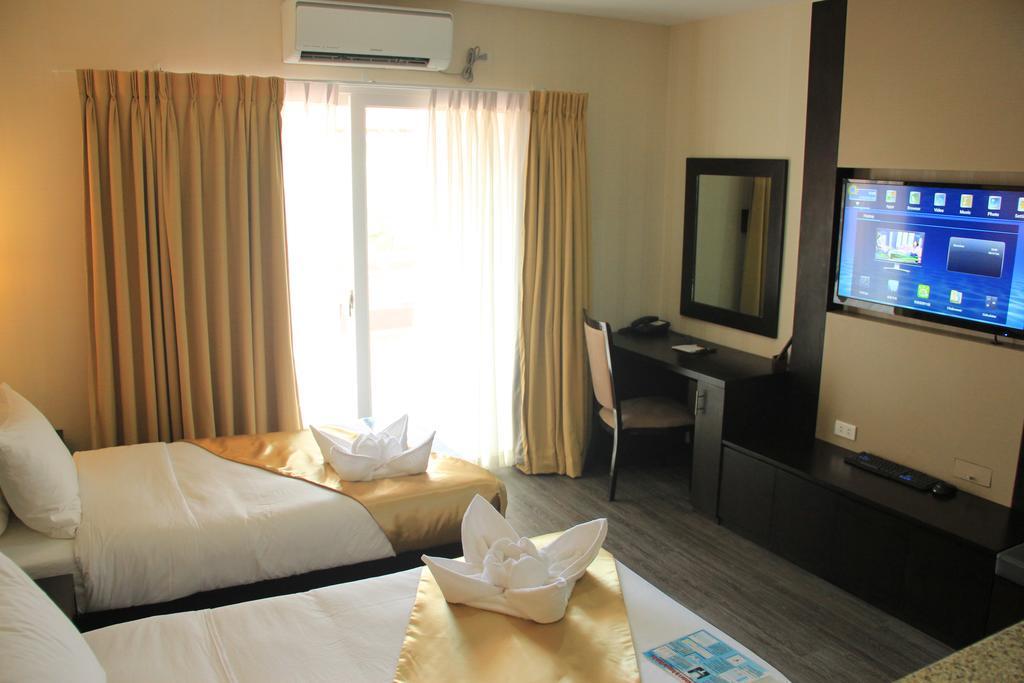 Sun Plaza Subic Hotel Olongapo Pokoj fotografie