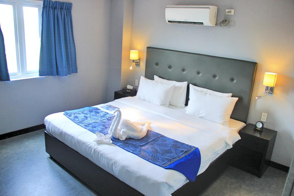 Sun Plaza Subic Hotel Olongapo Pokoj fotografie